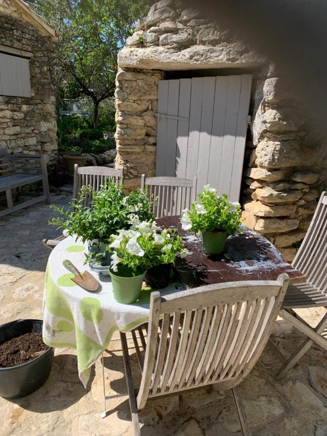 Le Mas Du Lavoir Gordes Exterior foto